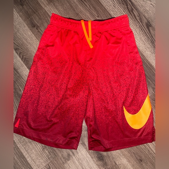 Nike Red Dri-FIT Shorts - Picture 1 of 2